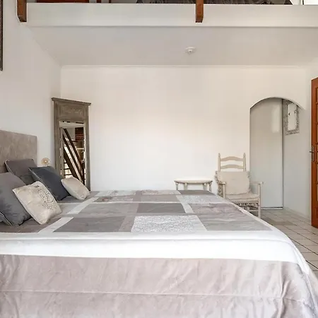 Duplex 300m De La * Fréjus