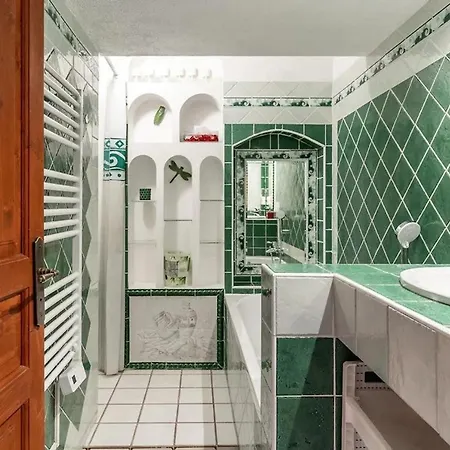 Apartment Duplex 300m De La *